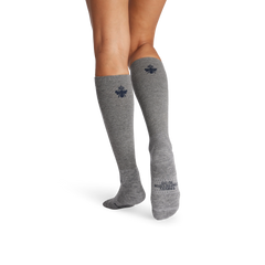 Women's Travel Compression Knee High Socks (15–20mmHg)